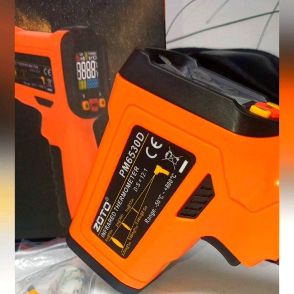 Infrared Thermometer - Picture 2 of 10